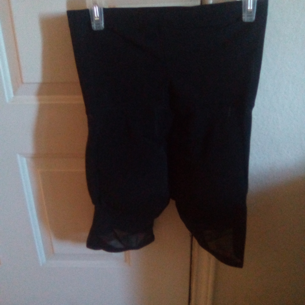 NWT Women's Shape wear